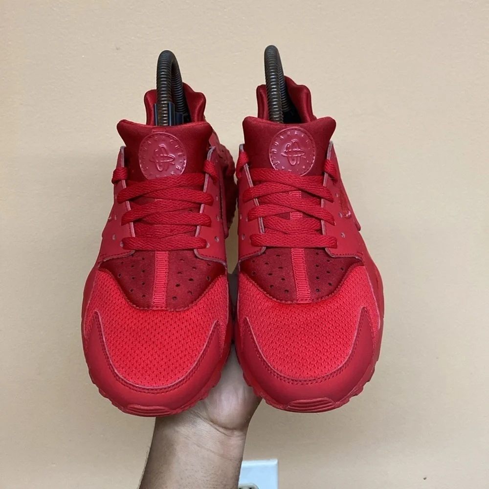 Nike Air Huarache “Triple Red”
